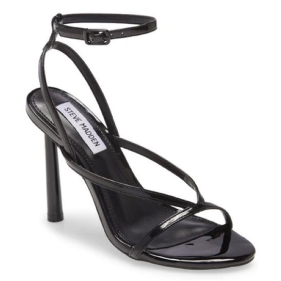 Steve Madden Flamenco Heel
Retail $100 - Picture 1 of 4
